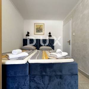 CRIKVENICA, DRAMALJ - kuća 115 m2 sa dva apartmana blizu mora, sniženo, prilika!!!