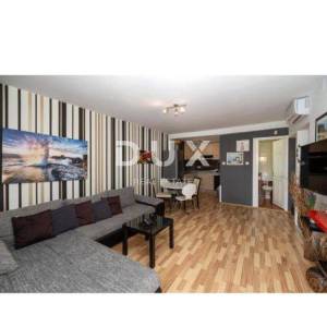 CRIKVENICA, DRAMALJ - Kuća sa 6 apartmana, 200m od mora