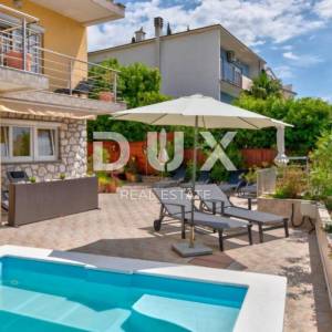 CRIKVENICA, DRAMALJ - Kuća sa 6 apartmana, 200m od mora