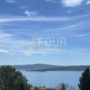 Crikvenica, Dramalj, kuća s 2 stana, 2 garaže i panoramskim pogledom