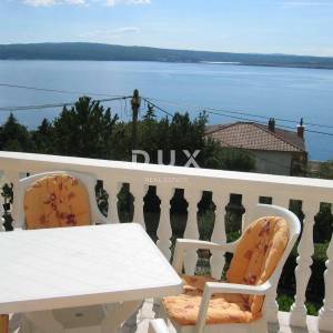 CRIKVENICA, DRAMALJ - Odlična apartmanska kuća 130 m od mora