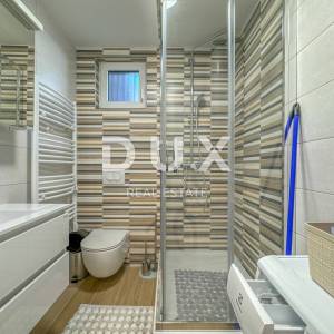CRIKVENICA, DRAMALJ- Penthouse + stan u novogradnji blizu mora s pogledom, garažom