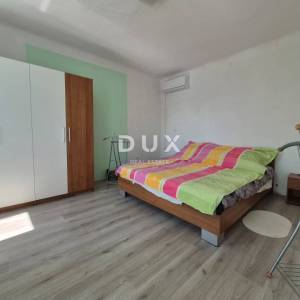 CRIKVENICA, DRAMALJ - primorska kuća blizu mora 240 m2
