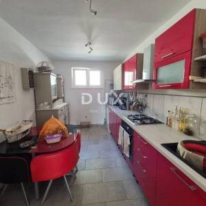 CRIKVENICA, DRAMALJ - primorska kuća blizu mora 240 m2