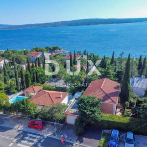 CRIKVENICA, DRAMALJ - rustikalna vila s rimskim vrtom samo 250 metara od plaže, GARAŽA, ekskluzivno