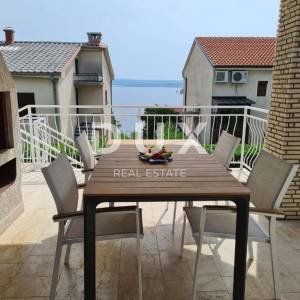 CRIKVENICA, DRAMALJ - Samostojeća kuća 120 m od mora