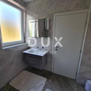 CRIKVENICA, DRAMALJ - Samostojeća kuća 120 m od mora