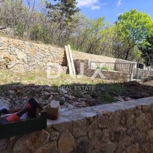 CRIKVENICA, DRAMALJ - stan s prostranom terasom i predivnim pogledom na more