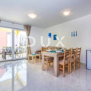 CRIKVENICA, DRAMALJ - Vila novije gradnje s bazenom!