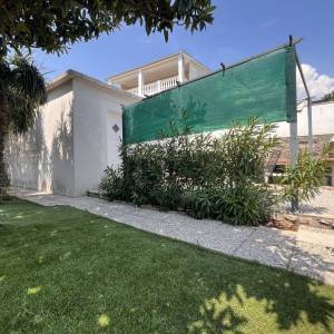 CRIKVENICA - Dvije kuće s garažom u blizini centra