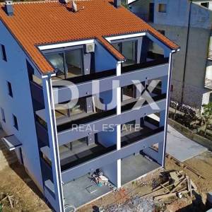 CRIKVENICA - Dvoetažni apartman, 101 m2, pogled na more!