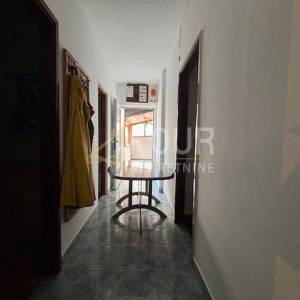Crikvenica, etaža s više stambenih jedinica, 84.71m2
