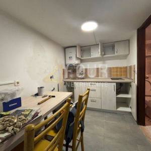 Crikvenica, etaža s više stambenih jedinica, 84.71m2