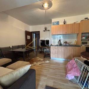 Crikvenica, etaža s više stambenih jedinica, 84.71m2