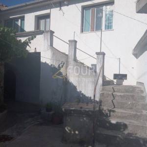 Crikvenica, Grižane, kuća u nizu