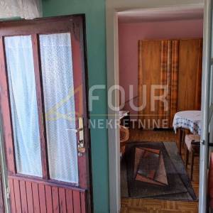Crikvenica, Grižane, kuća u nizu