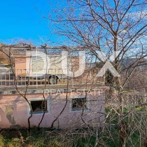 CRIKVENICA, GRIŽANE - Samostojeća kuća sa garažom