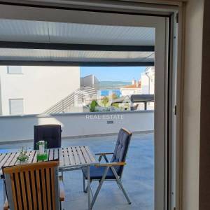 CRIKVENICA, HRUSTA - dva apartmana s pogledom na more