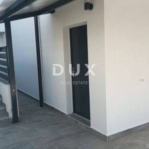 CRIKVENICA, HRUSTA - dva apartmana s pogledom na more
