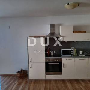 CRIKVENICA, HRUSTA - dva apartmana s pogledom na more