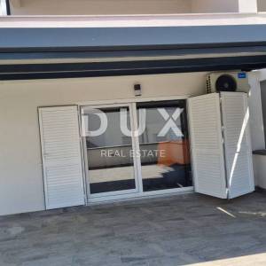 CRIKVENICA, HRUSTA - dva apartmana s pogledom na more