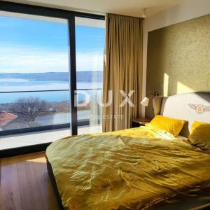 CRIKVENICA - Impresivna moderna vila s bazenom!