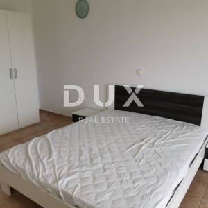 CRIKVENICA, JADRANOVO - Dvoetažan stan, 110m2, 200m od mora