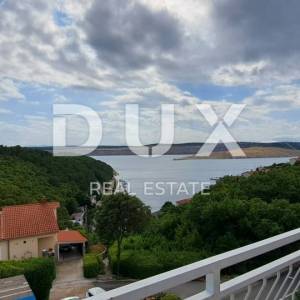 CRIKVENICA, JADRANOVO - Lijepi stan, samo 150 m od mora