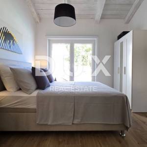 CRIKVENICA, JADRANOVO - Luksuzna kamena villa s grijanim bazenom 