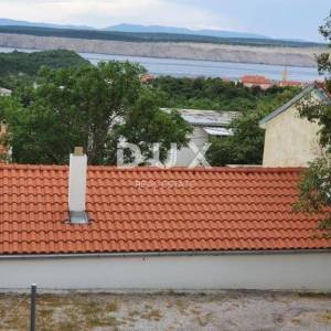 CRIKVENICA, JADRANOVO - samostojeća kuća 210 m2