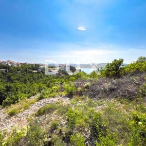 CRIKVENICA, JADRANOVO - teren 200m od mora s panoramskim pogledom