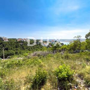 CRIKVENICA, JADRANOVO - teren 200m od mora s panoramskim pogledom