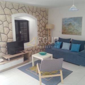 Crikvenica, kamena kuća u nizu, 150m2, pogled na more