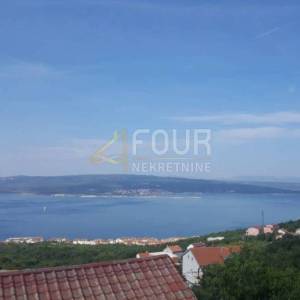 Crikvenica, kamena kuća u nizu, 150m2, pogled na more