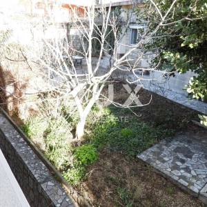 CRIKVENICA - kuća 380 m2 s panoramskim pogledom na more + okoliš 500 m2
