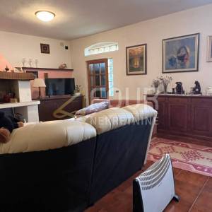 Crikvenica, kuća 450m2 s garažom i okućnicom