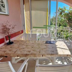 Crikvenica, kuća s dva stana 110m2, pogled na more