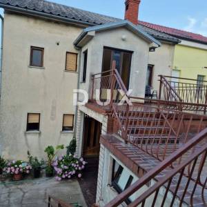 CRIKVENICA - kuća s pogledom na more