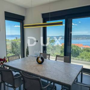 CRIKVENICA, KVARNER - Moderna vila s bazenom i panoramskim pogledom na more (kuća + apartman)
