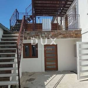 CRIKVENICA - lijepa kuća s pogledom na more