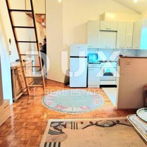 CRIKVENICA - lijepi apartman na odličnoj lokaciji