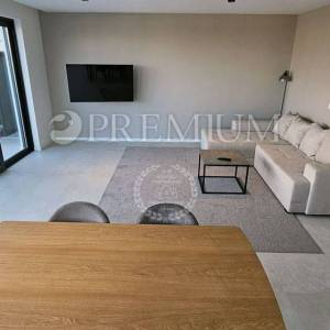 Crikvenica, luksuzan apartman s prekrasnim pogledom na more!