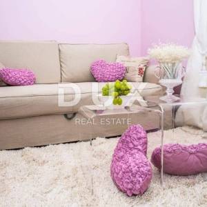 CRIKVENICA - luksuzna kuća s pet apartmana