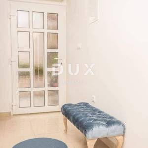 CRIKVENICA - luksuzna kuća s pet apartmana