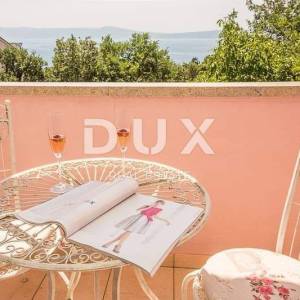 CRIKVENICA - luksuzna kuća s pet apartmana