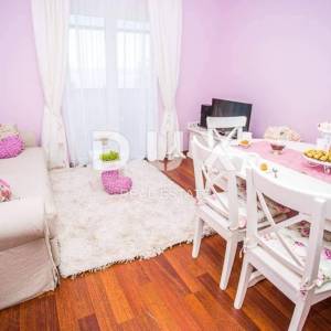 CRIKVENICA - luksuzna kuća s pet apartmana