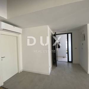 CRIKVENICA - luksuzni, dvoetažni stan 3S+DB u stambenoj vili s vlastitim bazenom