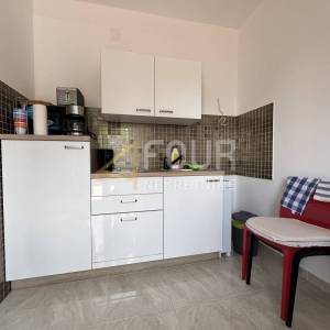 Crikvenica, novogradnja, 2s+db, 2 terase, pogled na more