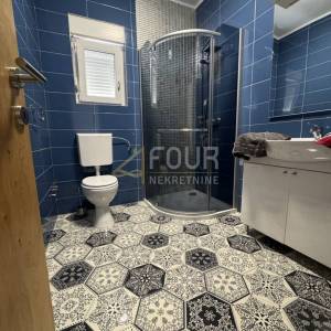 Crikvenica, novogradnja, 2s+db, 2 terase, pogled na more