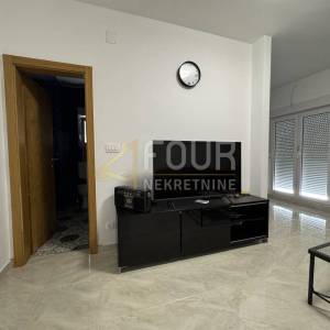 Crikvenica, novogradnja, 2s+db, 2 terase, pogled na more